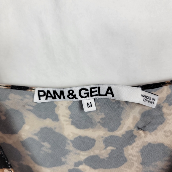 🆕️ Pam and Gela leopard print slip dress - Picture 6 of 8